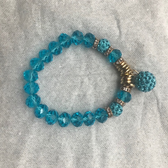 Jewelry - 2/$6🎉 Faceted and Fireball Beaded Bracelet